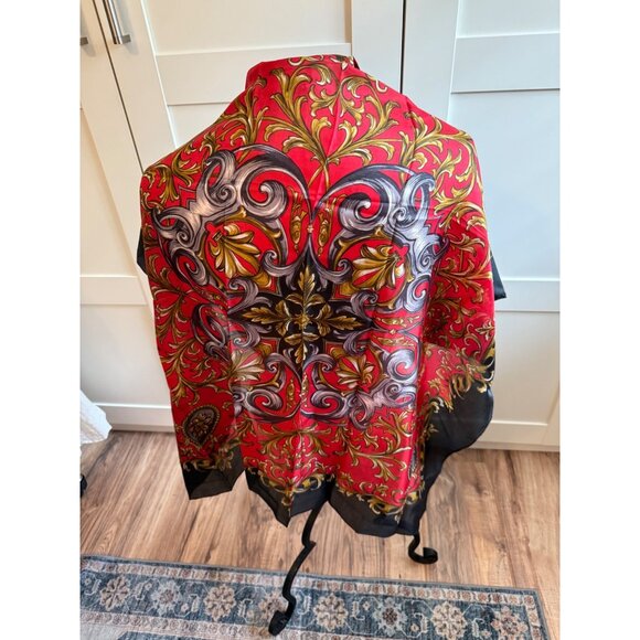 VTG Trinchetto Handrolled 100% Silk Scarf Ornate Red Black Baroque Print Design - Picture 5 of 7